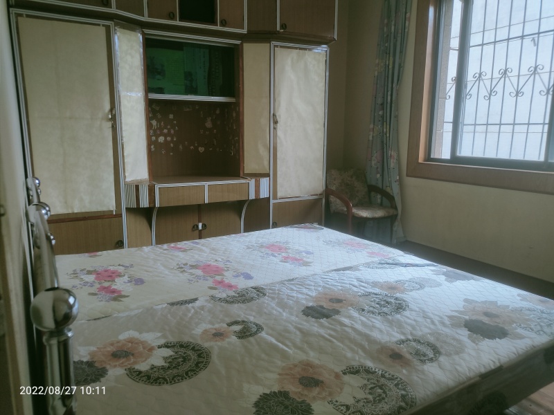 3室2廳2陽臺 紅塔花園客廳