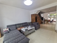 4室2廳2陽臺(tái) 清水木華別墅客廳