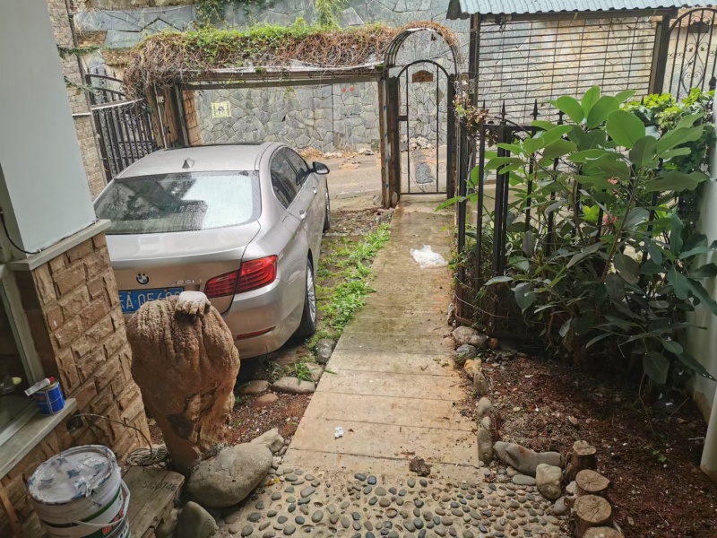 4室2廳2陽臺(tái) 清水木華別墅自家花園