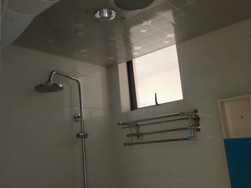 1室1陽(yáng)臺(tái) 銀杏金川客廳