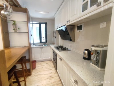 2室2廳2陽(yáng)臺(tái) 益龍萬(wàn)象城