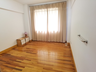 4室2廳2陽(yáng)臺(tái) 麻線營(yíng)小區(qū)