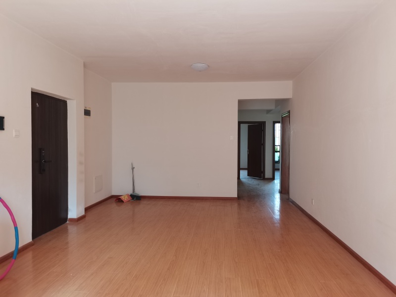 4室2廳1陽臺 云南藝術(shù)家園餐廳