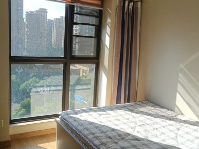 2室2廳1陽臺(tái) 俊發(fā)城玉蘭苑