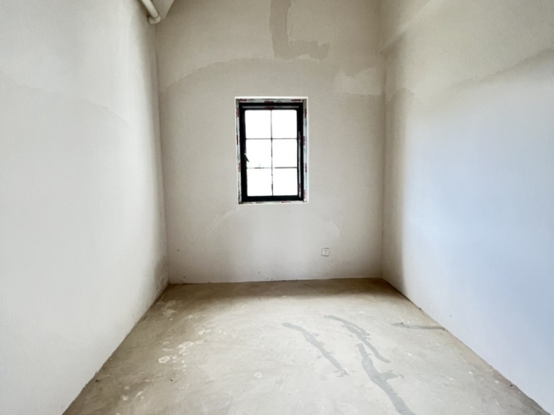 5室3廳4陽臺 滇池ONE一期別墅書房