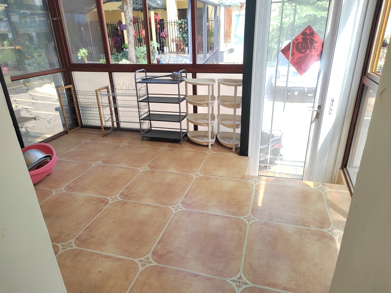 3室2廳2陽(yáng)臺(tái) 滇池森林別墅客廳