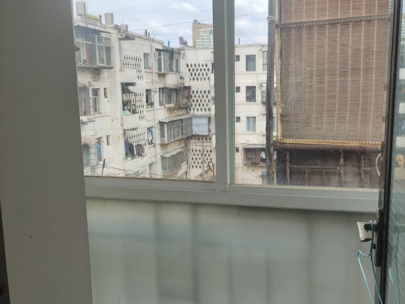 3室2廳1陽臺 人民巷9號陽臺