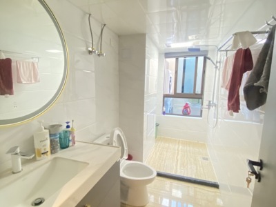 7室2廳4陽臺(tái) 碧桂園KCC云南映象客廳