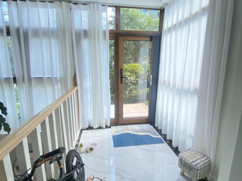 7室2廳4陽臺(tái) 碧桂園KCC云南映象客廳