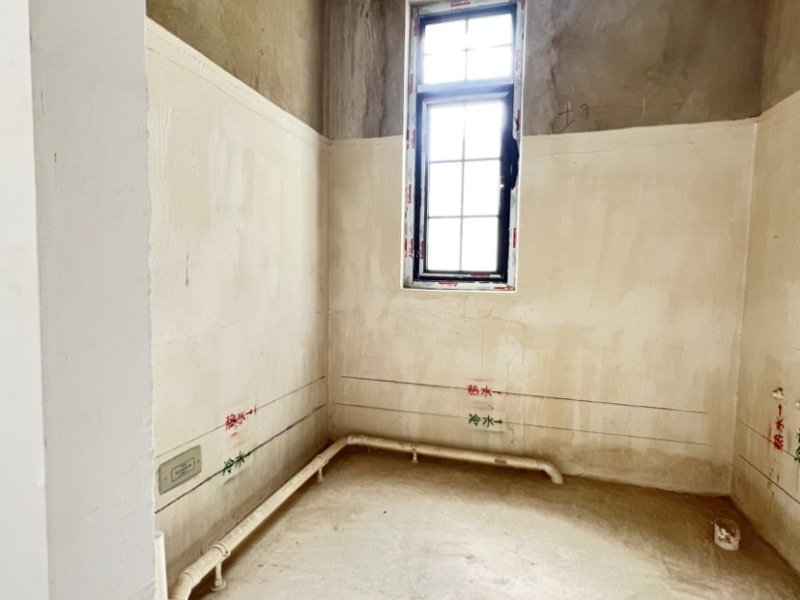 5室3廳4陽臺 滇池ONE一期別墅衛(wèi)生間