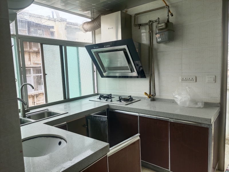 3室2廳1陽臺 人民巷9號廚房