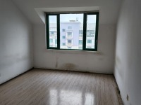 5室2廳3陽臺 世紀(jì)城探春苑客廳