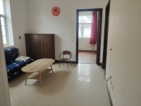 3室2廳1陽臺 人民巷9號客廳