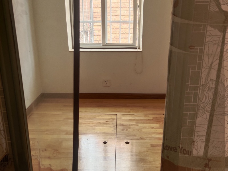 3室2廳1陽臺 人民巷9號書房