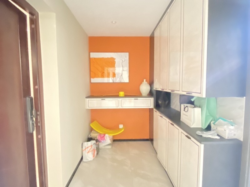 7室2廳4陽臺(tái) 碧桂園KCC云南映象客廳