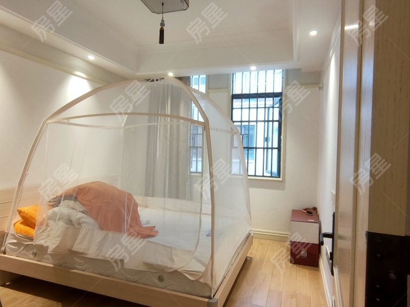 5室2廳3陽(yáng)臺(tái) 昆明恒大云璽別墅臥室