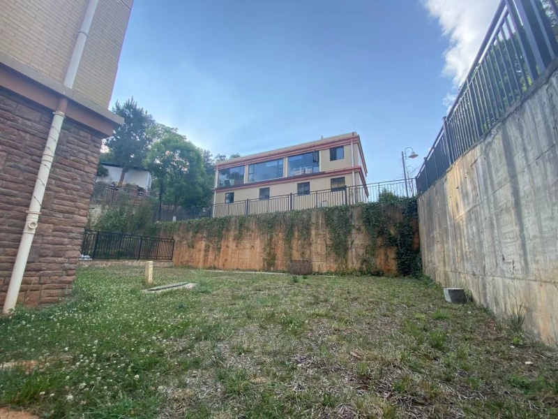 5室2廳2陽臺 云通嘉園客廳