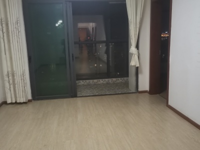 3室2廳1陽臺 海倫先生