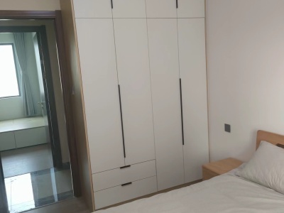 3室2廳2陽(yáng)臺(tái) 碧桂園御龍半山御園龍和苑