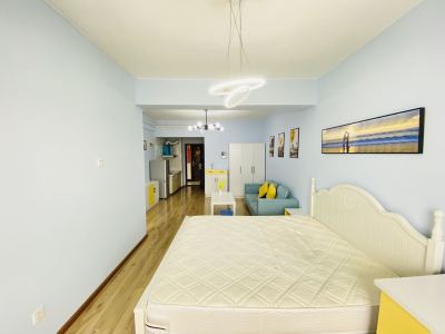 1室1廳1陽(yáng)臺(tái) 報(bào)業(yè)尚都