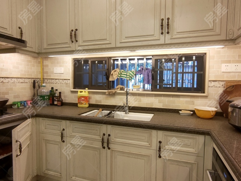 5室2廳3陽(yáng)臺(tái) 昆明恒大云璽別墅廚房