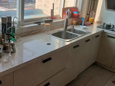 4室2廳3陽臺 福苑小區(qū)廚房