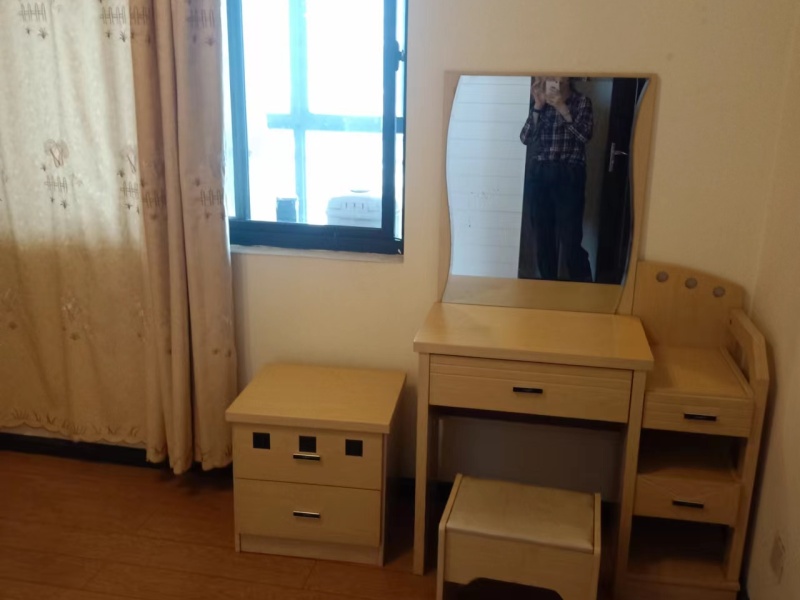 3室2廳1陽臺 東驤神駿一期其他