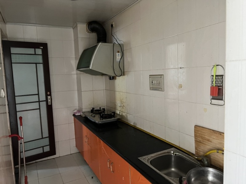 2室2廳2陽臺 華龍人家戶型圖