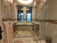 5室2廳3陽(yáng)臺(tái) 昆明恒大云璽別墅衛(wèi)生間