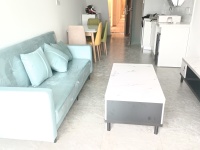 2室1廳1陽(yáng)臺(tái) 海倫堡中央廣場(chǎng)公寓客廳