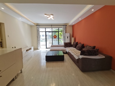 3室2廳2陽臺 滇池衛(wèi)城藍谷