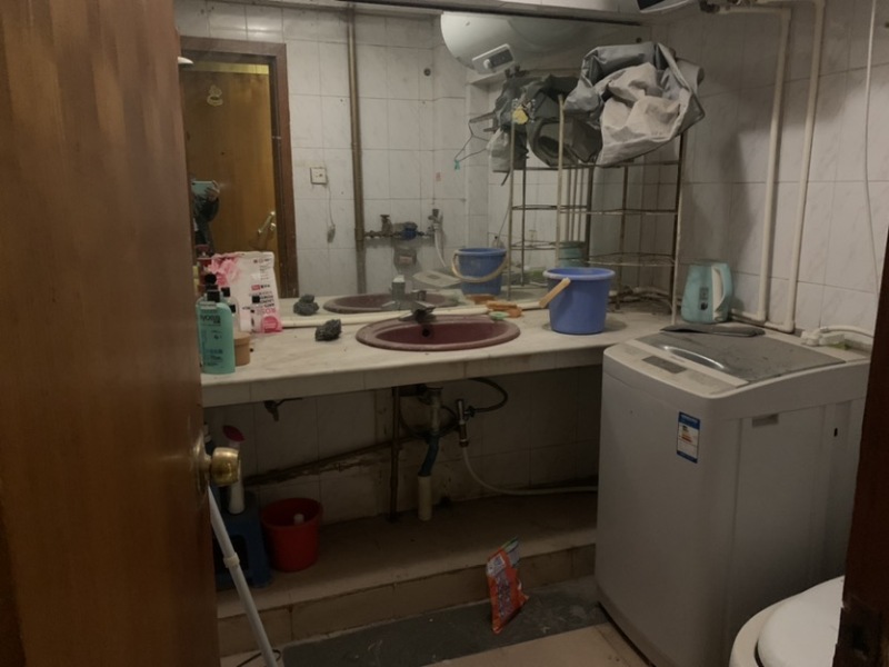 4室2廳1陽(yáng)臺(tái) 馬家巷1號(hào)其他