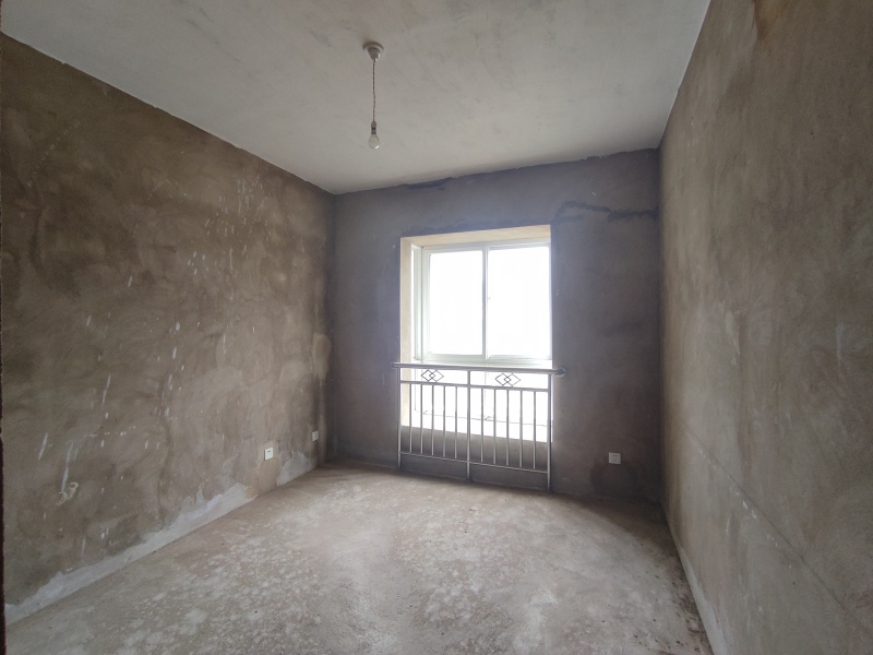 4室2廳2陽臺 米蘭園臥室