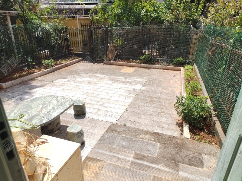 10室2廳3陽臺 陽光海岸清水灣別墅客廳