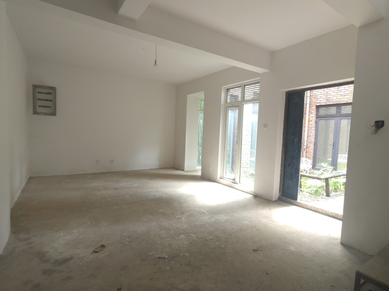 4室2廳2陽臺 茉莉唐朝別墅客廳