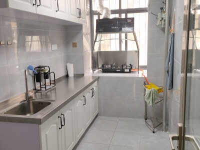 2室2廳1陽臺 梁源小區(qū)