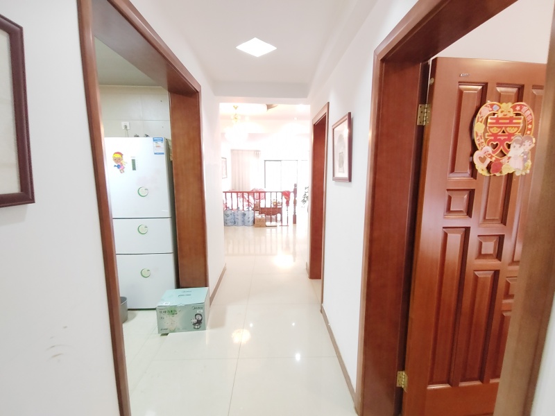 5室2廳2陽(yáng)臺(tái) 和諧世紀(jì)其他