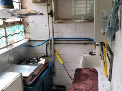 2室2廳1陽臺 春苑小區(qū)