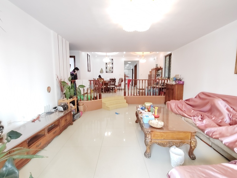 5室2廳2陽(yáng)臺(tái) 和諧世紀(jì)其他