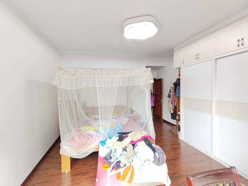 5室2廳2陽(yáng)臺(tái) 和諧世紀(jì)其他