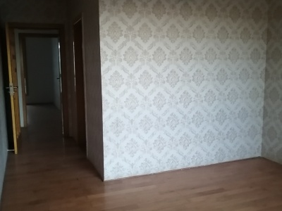 4室2廳2陽臺 世紀(jì)城華春苑