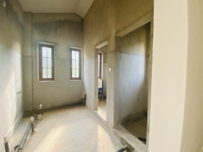 6室2廳4陽(yáng)臺(tái) 公園1903康醍