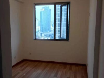 3室2廳2陽臺 銀海城市花園