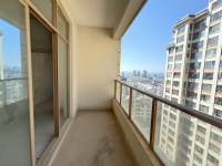 5室2廳3陽臺 勝意嘉園客廳