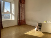 4室2廳1陽(yáng)臺(tái) 東泰花園一區(qū)臥室