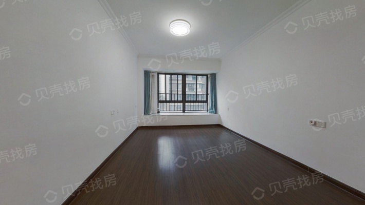 4室2廳2陽臺 碧桂園紫臺臥室