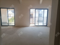 5室3廳2陽臺 滇池ONE 6號地塊別墅客廳