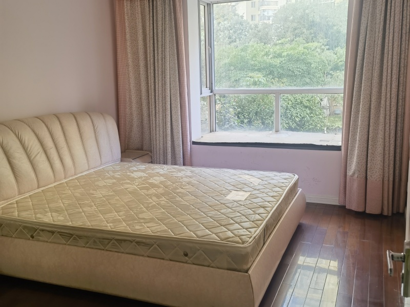 3室2廳1陽(yáng)臺(tái) 遠(yuǎn)洋風(fēng)景戶型圖