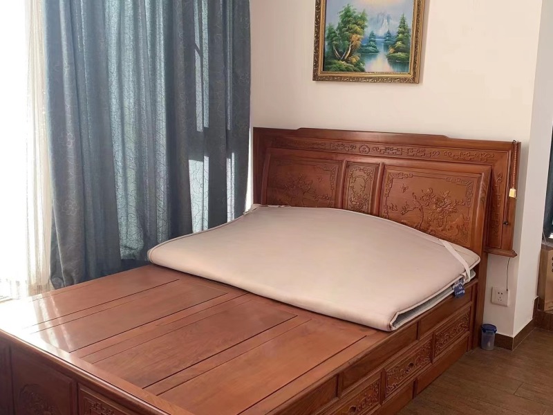 9室3廳6陽(yáng)臺(tái) 云大知城一期別墅臥室