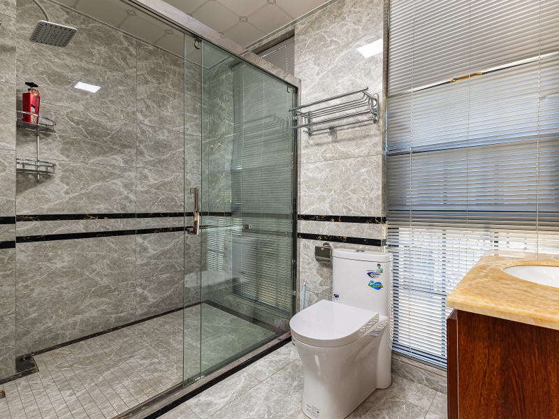 5室2廳2陽(yáng)臺(tái) 滇池ONE一期別墅衛(wèi)生間